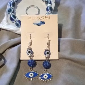 Dangle earrings